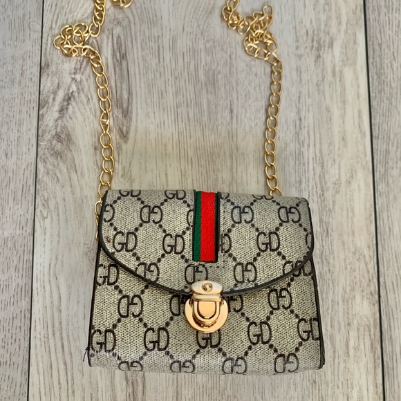 Other - #️⃣2️⃣2️⃣KIANA MINI CROSSBODY PURSE